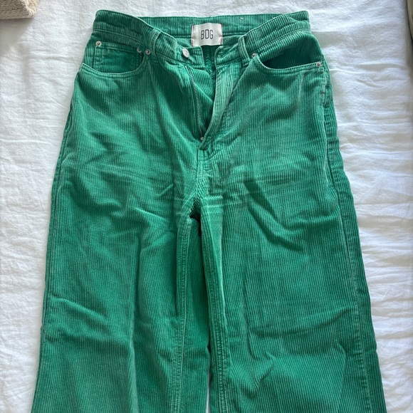 Urban outfitters green high and wide corduroy pants - Picture 3 of 4